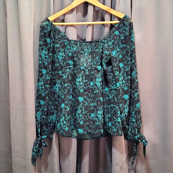 INGRED & ISABEL MATERNITY BLACK AND GREEN BLOUSE. MULTI SIZES/ NWT - Picture 4 of 6